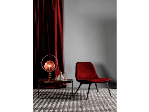 Poltroncina rivestita in velluto Sveva di Tonin Casa