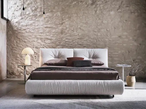 Letto in tessuto imbottito Kumo di Twils