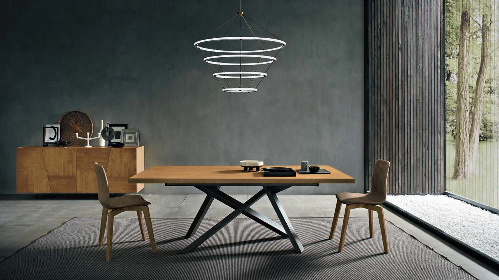 Tavolo Crossing estensibile in riovere con base in metallo di FGF Mobili