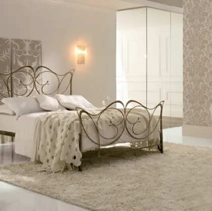 Letto Monic con testiera di Tonin Casa